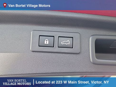 Used 2023 Subaru Forester Limited AWD/4WD image 29
