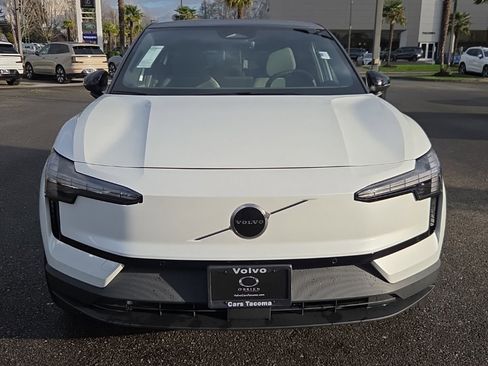 New 2026 Volvo EX30 Plus image 11