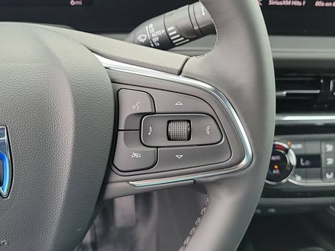 New 2026 Buick Envista Sport Touring w/ Convenience I Package FWD image 25