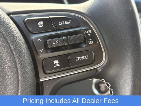 Used 2019 Kia Niro EX FWD image 13