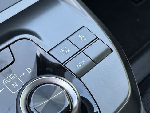 New 2026 Toyota C-HR AWD/4WD image 20