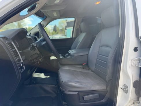 Used 2019 RAM 1500 Tradesman RWD image 10