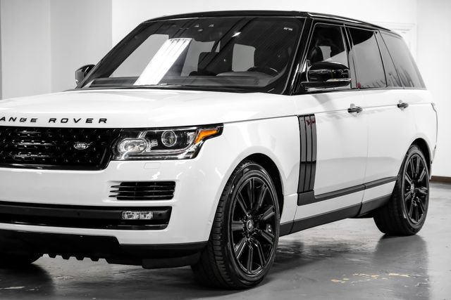 Used 2017 Land Rover Range Rover Supercharged AWD/4WD image 11
