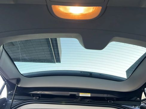 Used 2011 Dodge Grand Caravan Mainstreet w/ PWR Convenience Group image 13