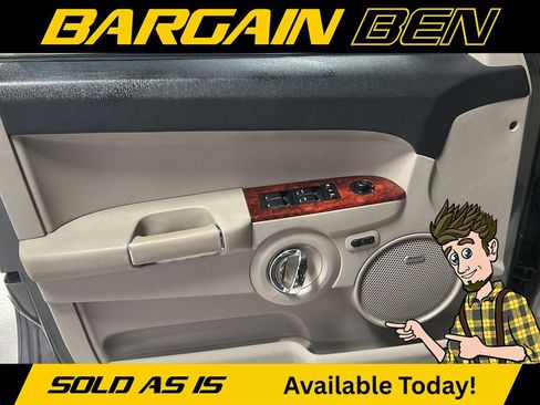 Used 2007 Jeep Commander Limited image 14