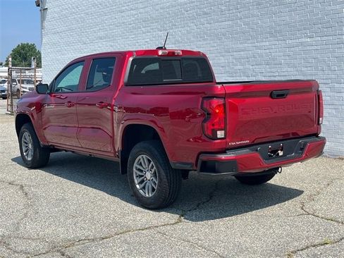 New 2025 Chevrolet Colorado LT image 3