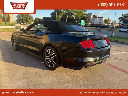 Used 2017 Ford Mustang Premium image 5