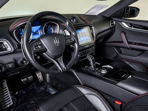 Used 2020 Maserati Ghibli S GranSport Q4 image 19