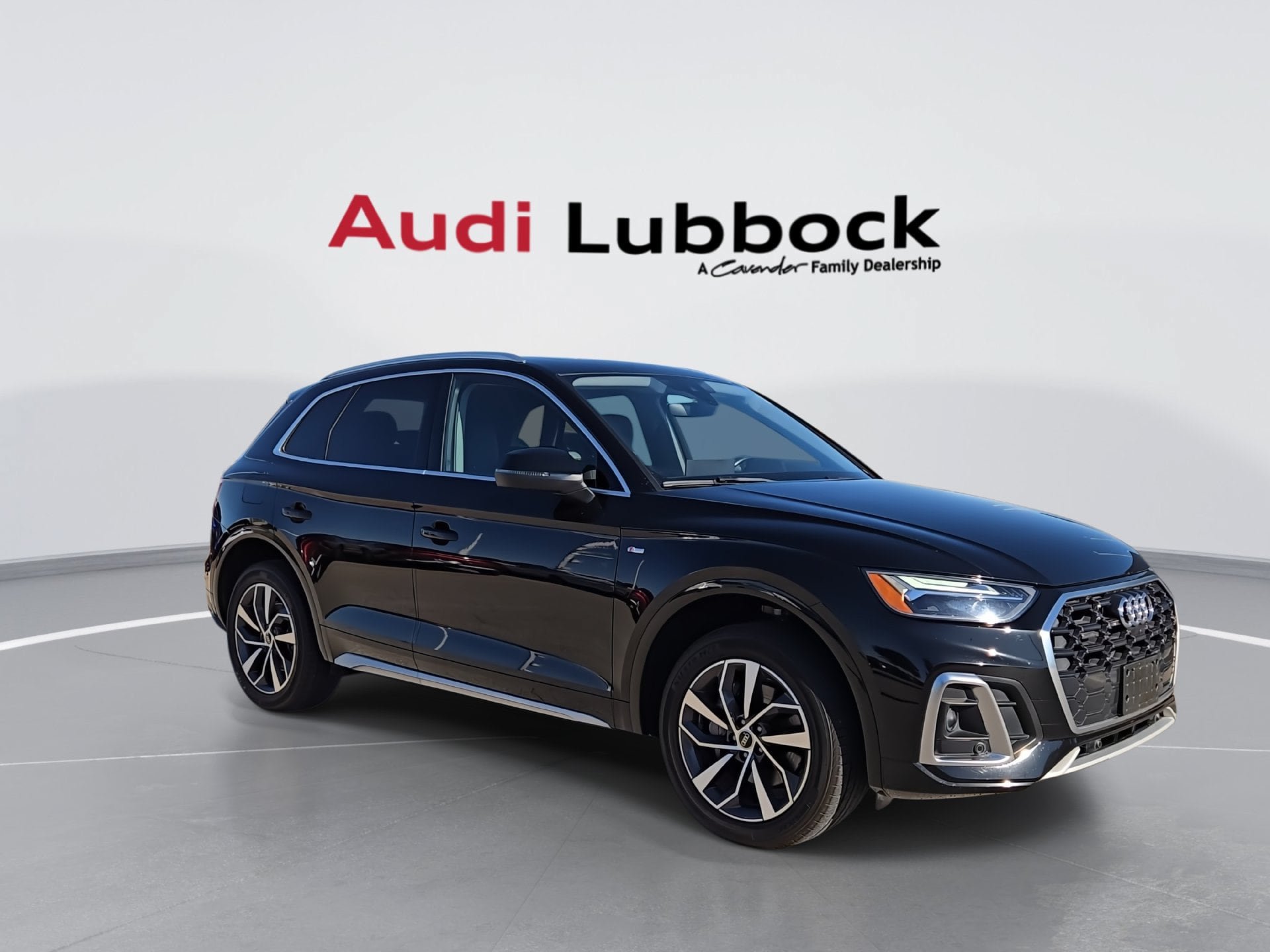 Used 2023 Audi Q5 2.0T Premium Plus AWD/4WD image 2