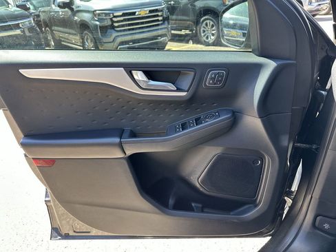 Used 2020 Ford Escape SEL image 30