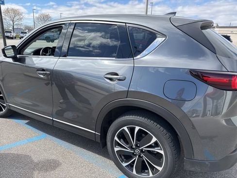 Used 2023 MAZDA CX-5 AWD 2.5 S w/ Premium Package image 2