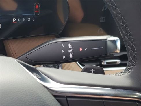 New 2026 Chevrolet Equinox ACTIV w/ Convenience Package III image 25