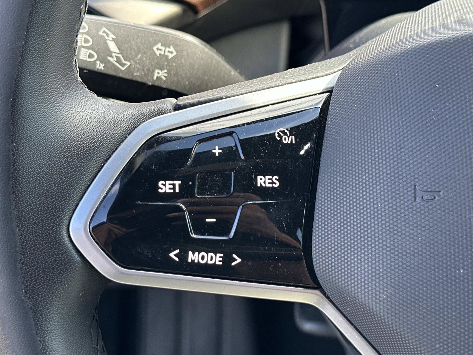 Certified 2023 Volkswagen ID.4 Pro RWD image 9