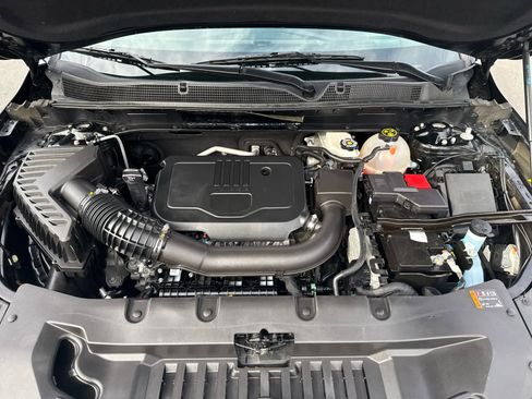 Used 2024 Chevrolet Blazer LT w/ Convenience Package image 17