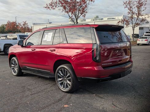 Used 2023 Cadillac Escalade Sport image 7