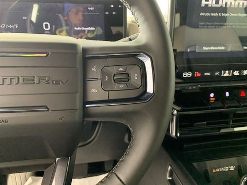 New 2026 GMC Hummer EV SUV image 18