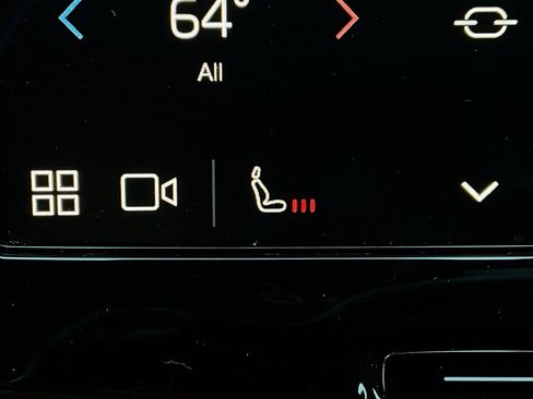 Used 2025 Volvo V60 B5 Cross Country Plus image 29