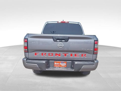 Certified 2022 Nissan Frontier SV AWD/4WD image 7