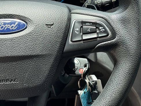 Used 2017 Ford Escape SE w/ SE Cold Weather Package FWD image 20