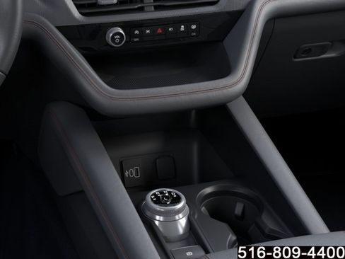 Used 2026 Ford Explorer Active AWD/4WD image 16