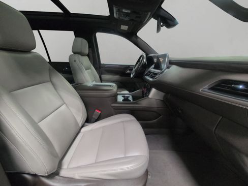 Used 2021 Chevrolet Tahoe Z71 w/ Z71 Signature Package image 15