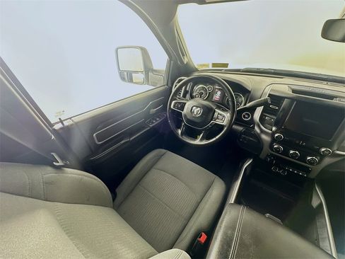Used 2024 RAM 2500 Big Horn w/ Off Road Package image 9