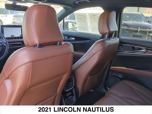 Certified 2021 Lincoln Nautilus Reserve image 26