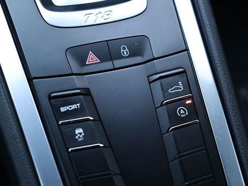 Used 2017 Porsche 718 Cayman image 24