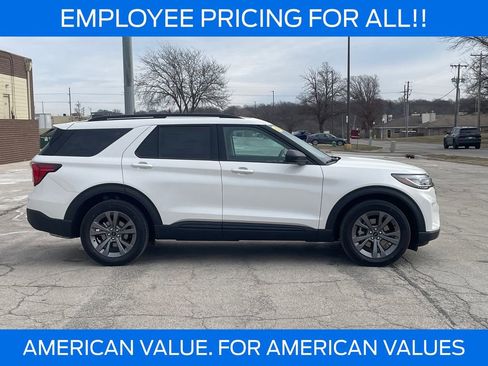 New 2026 Ford Explorer Active w/ Active Comfort Package AWD/4WD image 6