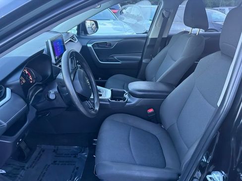 Certified 2025 Toyota RAV4 LE AWD/4WD image 21