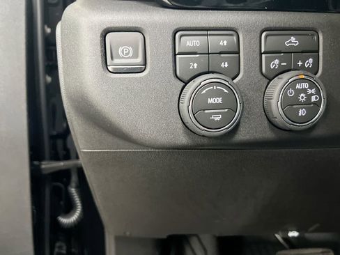 New 2026 Chevrolet Silverado 1500 RST w/ Convenience Package II AWD/4WD image 18