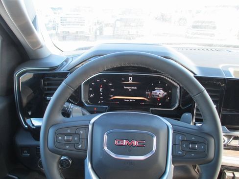 New 2026 GMC Sierra 1500 SLT w/ SLT Convenience Package image 22
