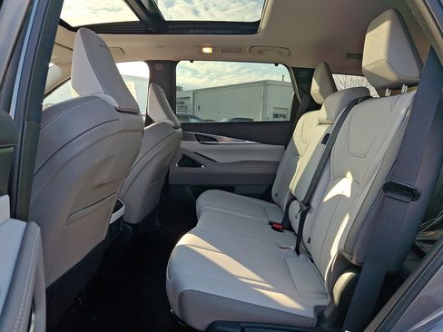 New 2026 INFINITI QX60 Luxe w/ Cargo Package image 6