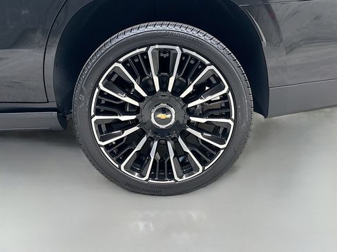 New 2026 Chevrolet Tahoe High Country AWD/4WD image 37