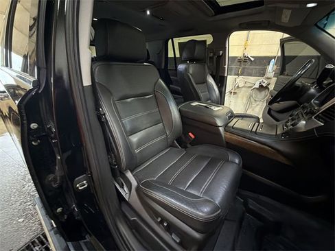 Used 2019 GMC Yukon Denali image 27