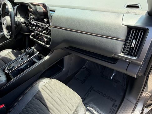 Certified 2024 Nissan Pathfinder Rock Creek AWD/4WD image 17