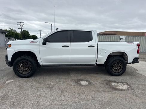 Used 2020 Chevrolet Silverado 1500 Custom Trail Boss w/ Custom Convenience Package AWD/4WD image 8