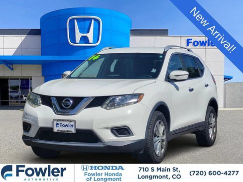 Used 2016 Nissan Rogue SV AWD/4WD image 1
