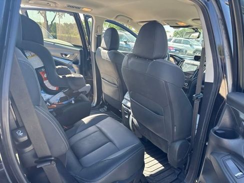 Used 2022 Subaru Ascent Onyx Edition AWD/4WD image 10