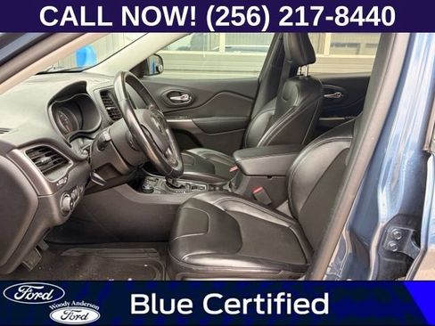 Used 2020 Jeep Cherokee Latitude Plus w/ Comfort/Convenience Group AWD/4WD image 9