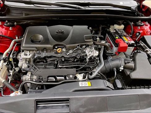 Used 2021 Toyota Camry SE image 25