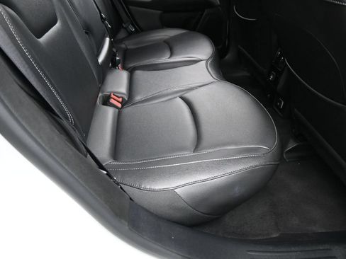 Used 2025 Jeep Compass Limited AWD/4WD image 36