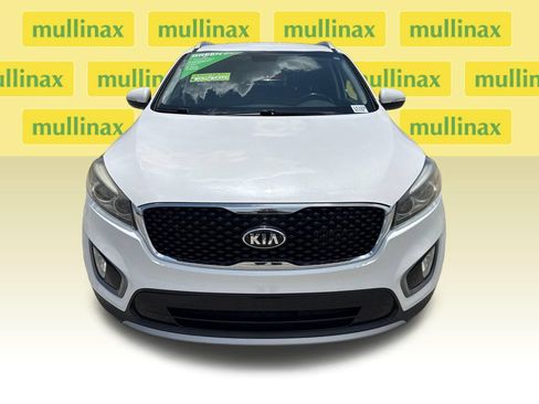 Used 2016 Kia Sorento EX FWD image 10