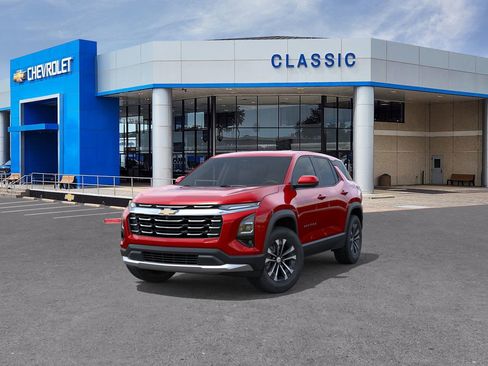 New 2026 Chevrolet Equinox LT w/ Safety and Technology Package image 8