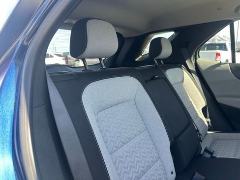 Used 2022 Chevrolet Equinox LS image 15