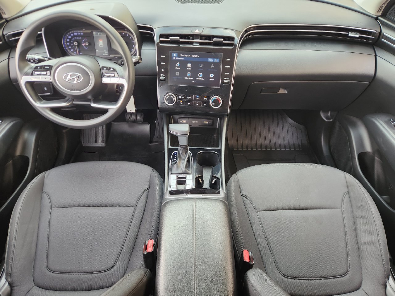 Used 2024 Hyundai Tucson SE FWD image 19