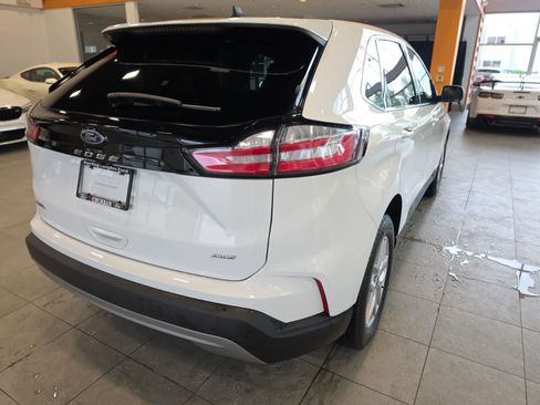 Used 2024 Ford Edge SEL w/ Convenience Package AWD/4WD image 8