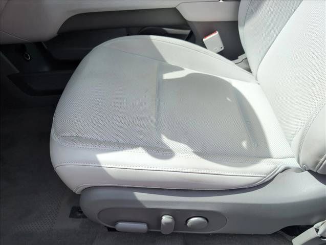 Used 2025 Hyundai Ioniq 6 SEL AWD/4WD image 11