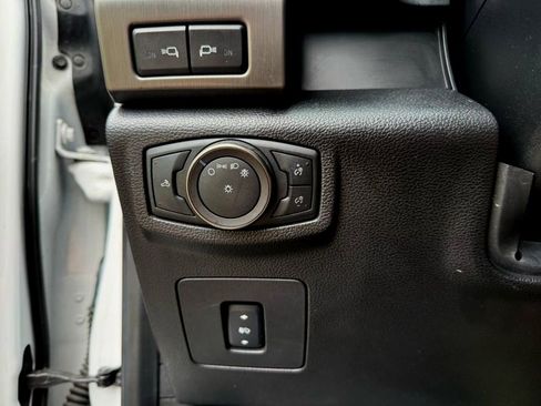 Used 2018 Ford F150 Raptor w/ Equipment Group 802A Luxury AWD/4WD image 20