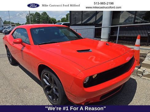 Used 2023 Dodge Challenger SXT w/ Blacktop Package RWD image 3
